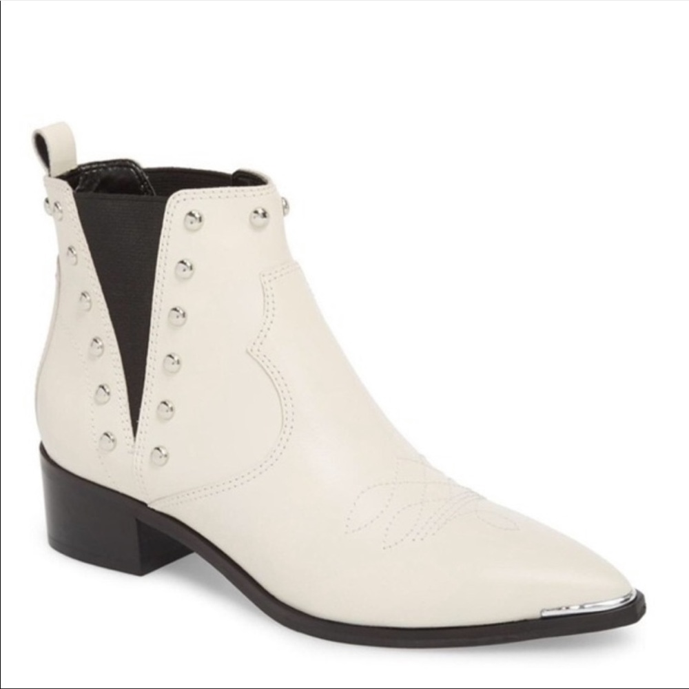 Marc Fisher white western flat bootie